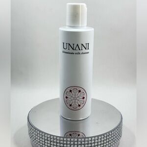 Unani Illuminate Milk Cleanser 6.7 fl oz BN